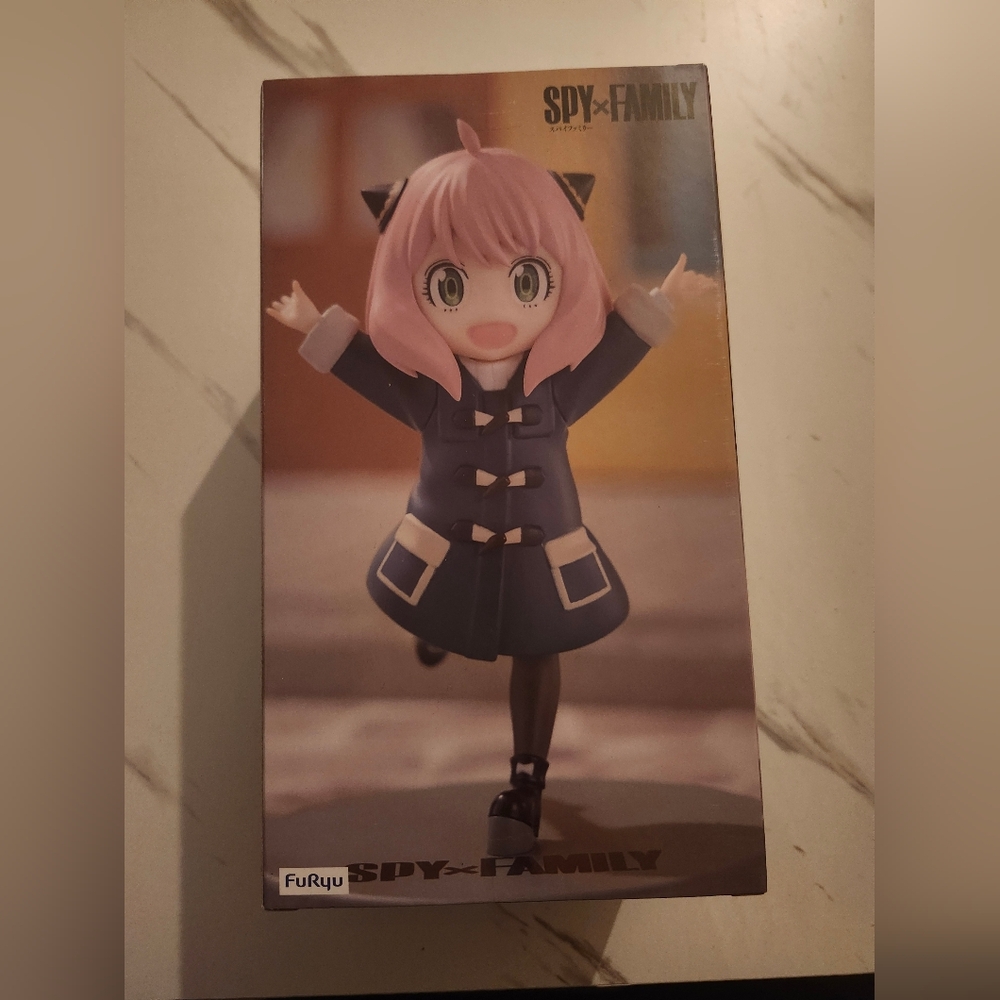 Anya Forger figure Spy Family
